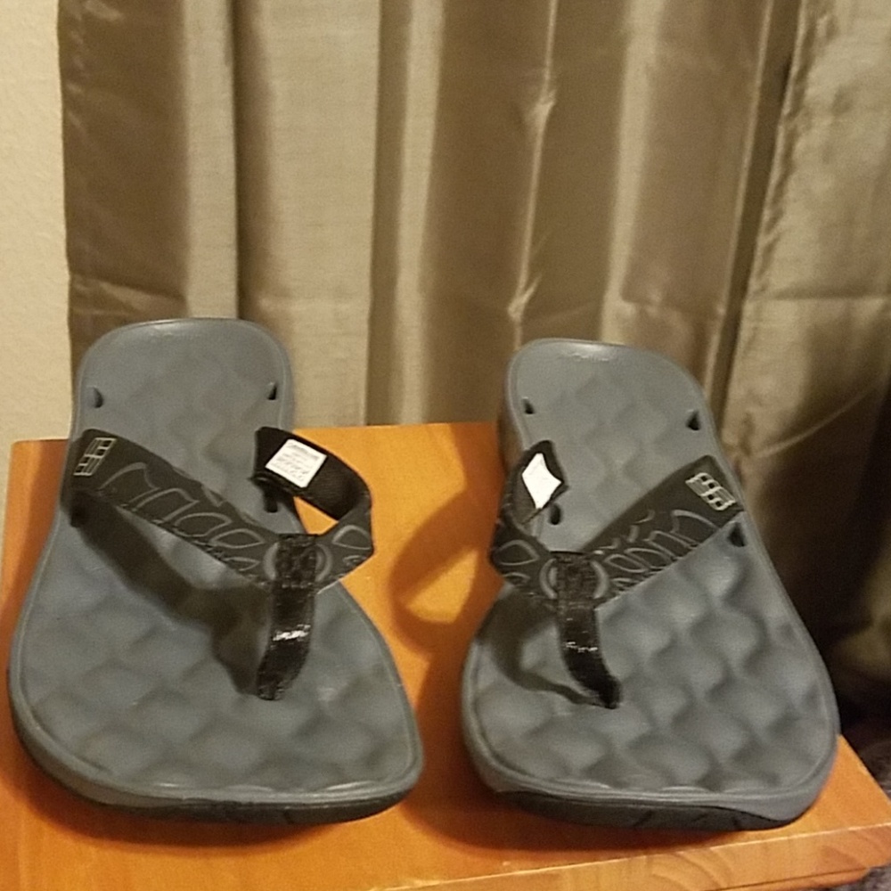 Columbia omni grip sandal